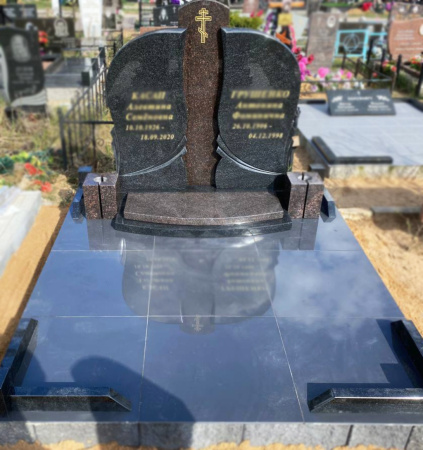 Комплекс мемориальных памятников К-33